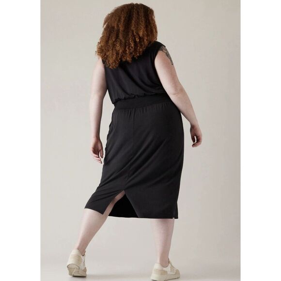 Athleta Santorini Cinch Dress - Size 2X - Black - Picture 2 of 10